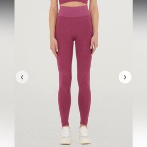 NWT Wolford Mineral Seamless European Activewear Shiny Leggings Size M